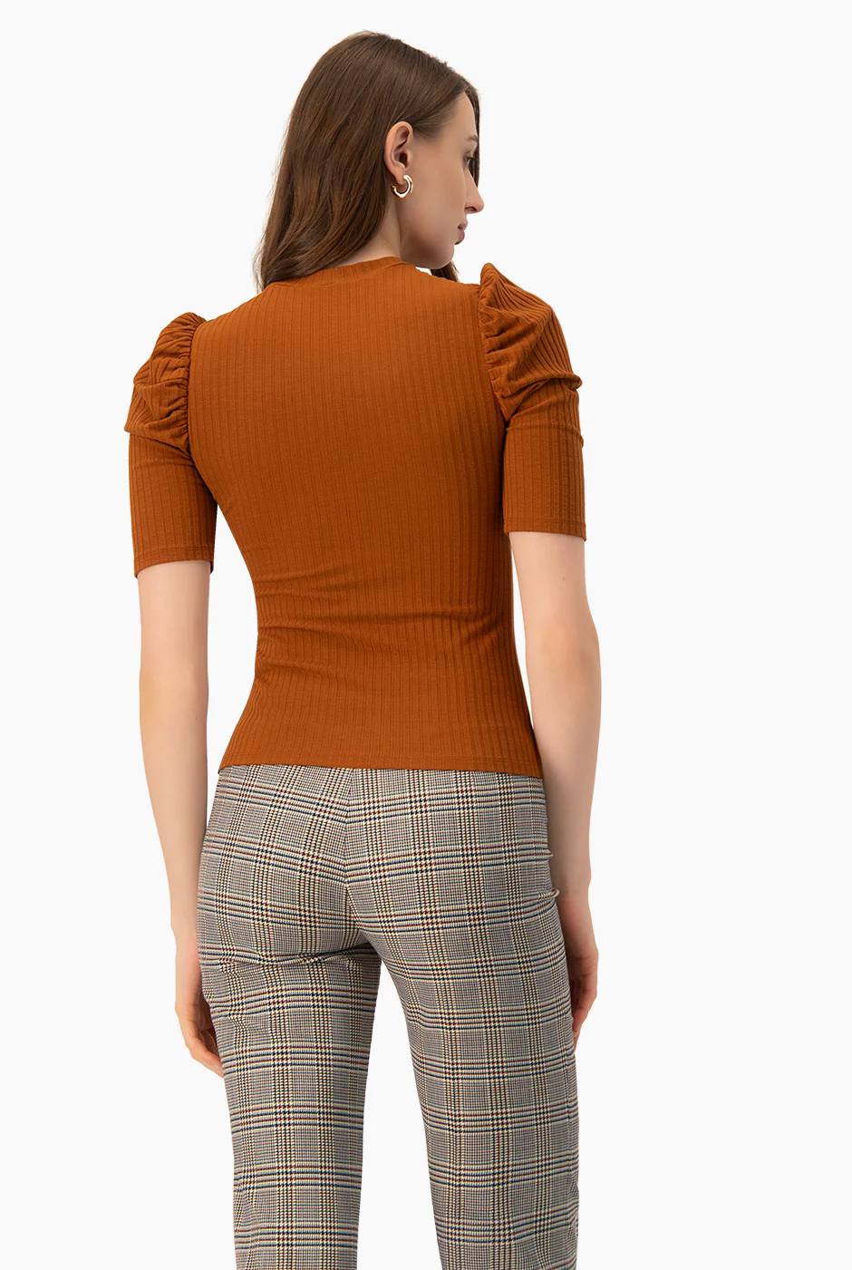 Blusa cafe de hombro abullonado - Image 2