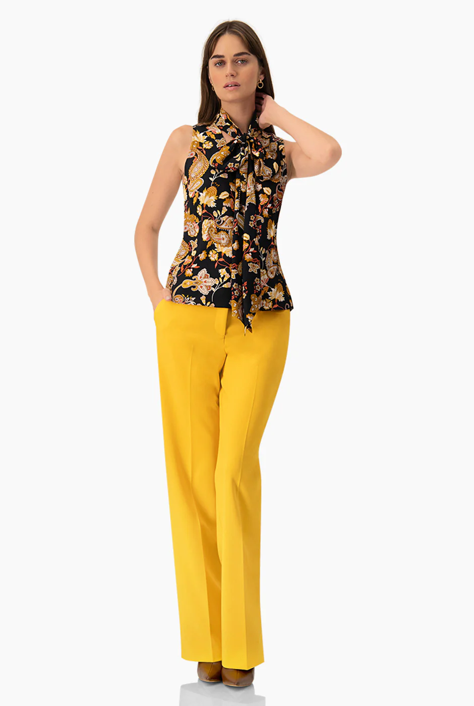 Blusa con cintas en cuello - Image 6