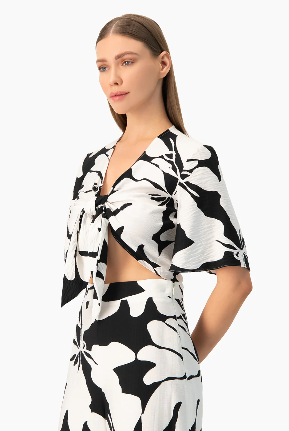 Blusa estampada de amarre - Image 4