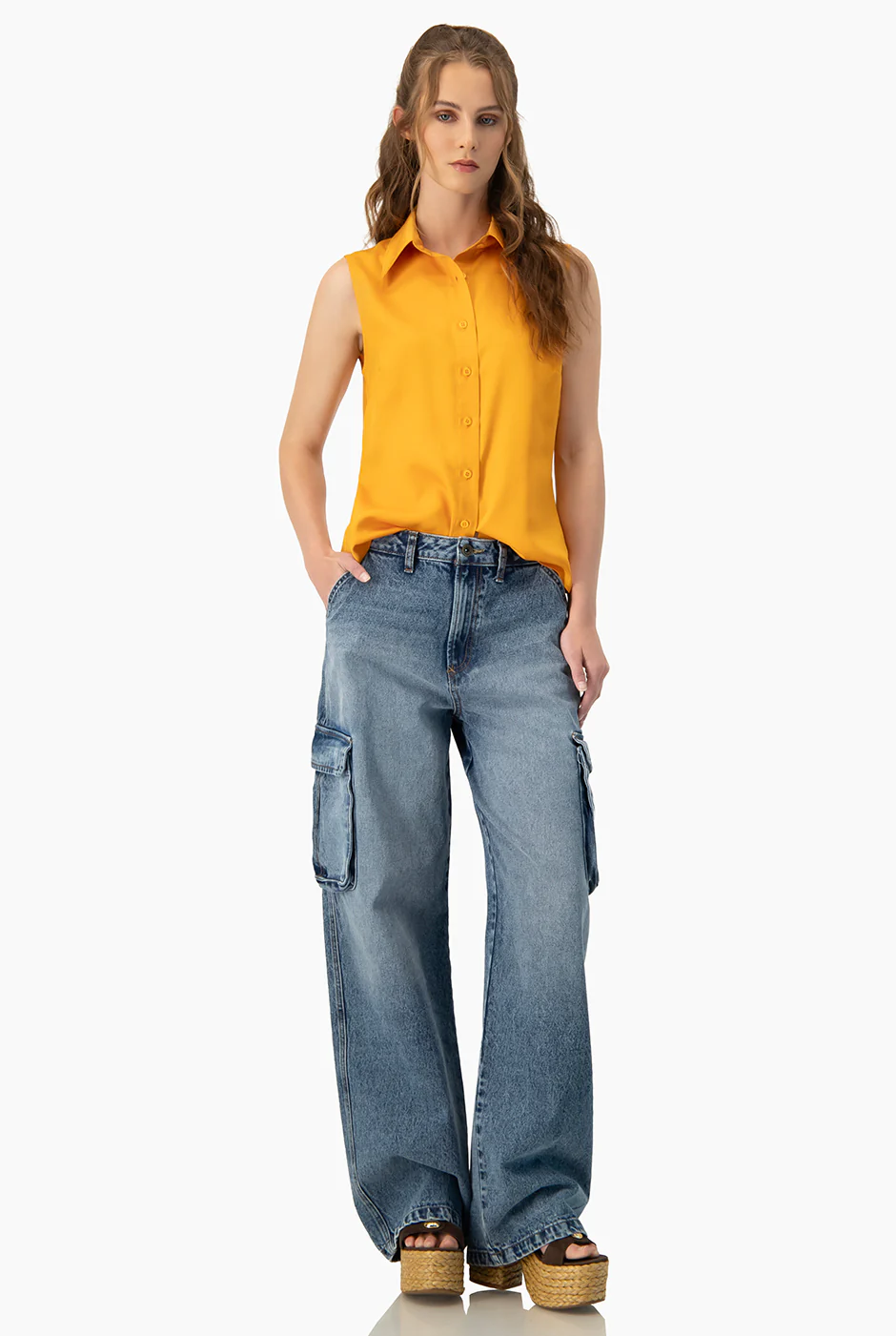 Blusa lisa camisera sin mangas - Image 3
