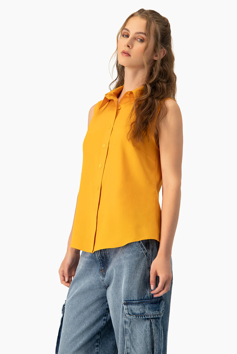 Blusa lisa camisera sin mangas - Image 4