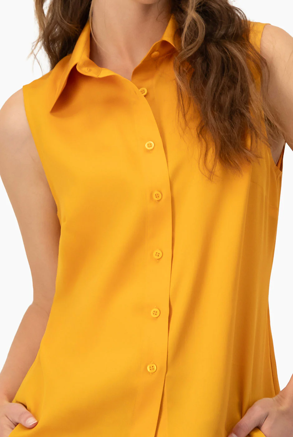 Blusa lisa camisera sin mangas - Image 5