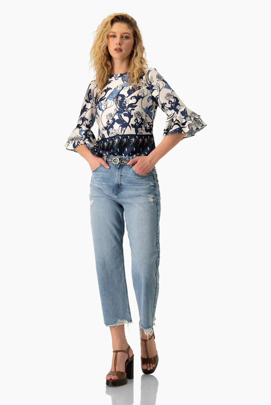 Blusa manga 3/4 con olanes - Image 3