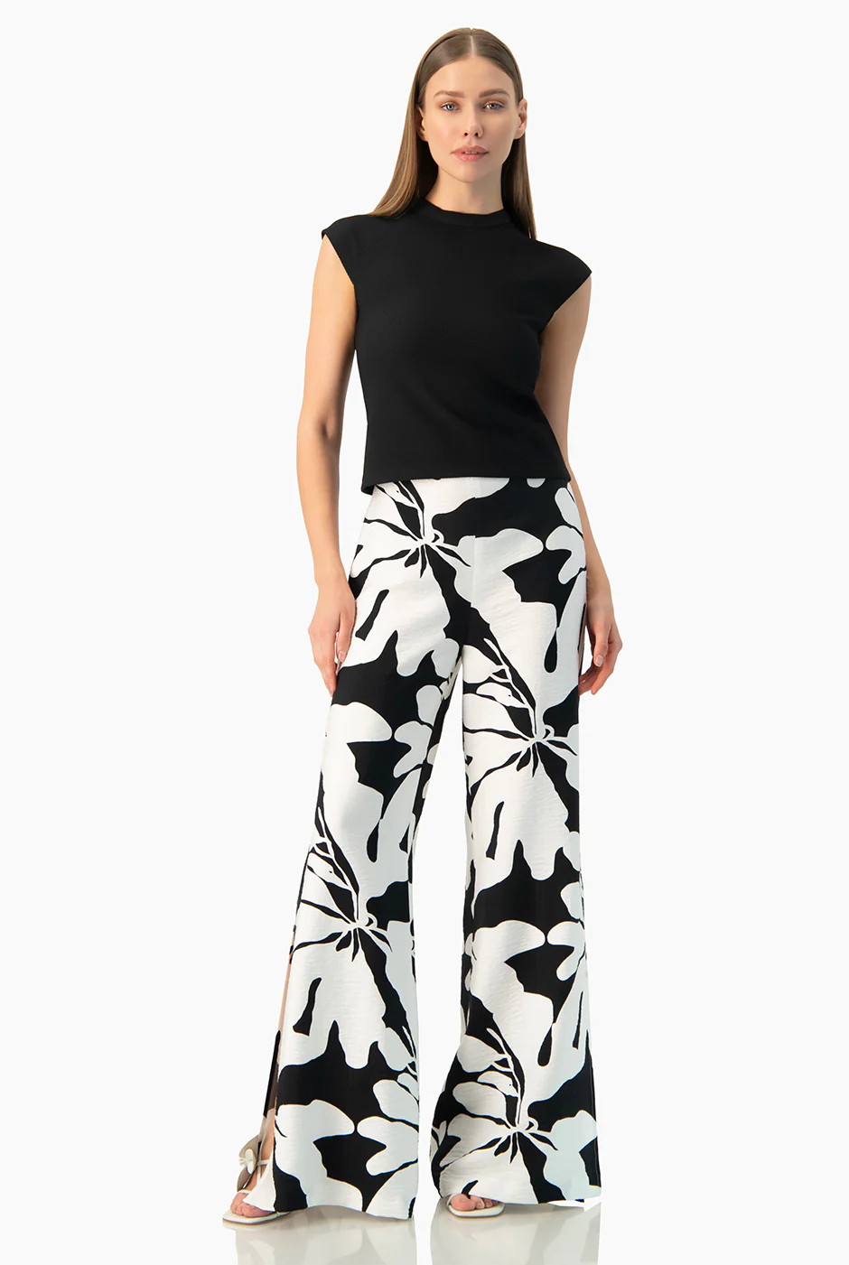 Blusa negra manga ranglan - Image 8