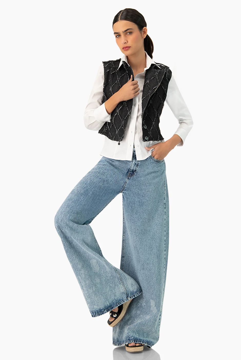 Chaleco denim con destruccion - Image 6