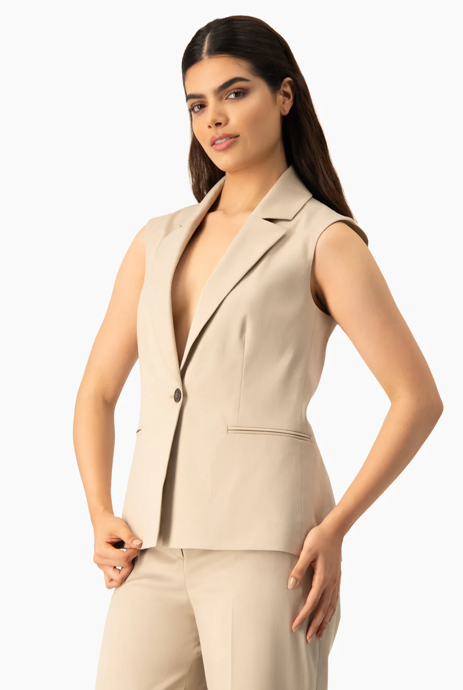 Chaleco liso tono beige - Image 4