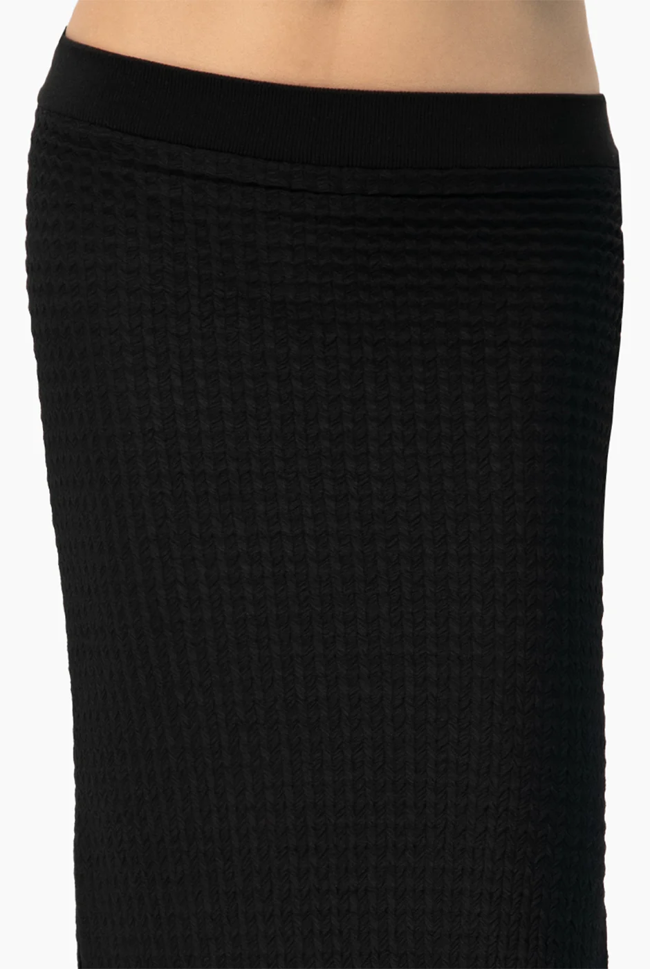 Falda negra midi - Image 7