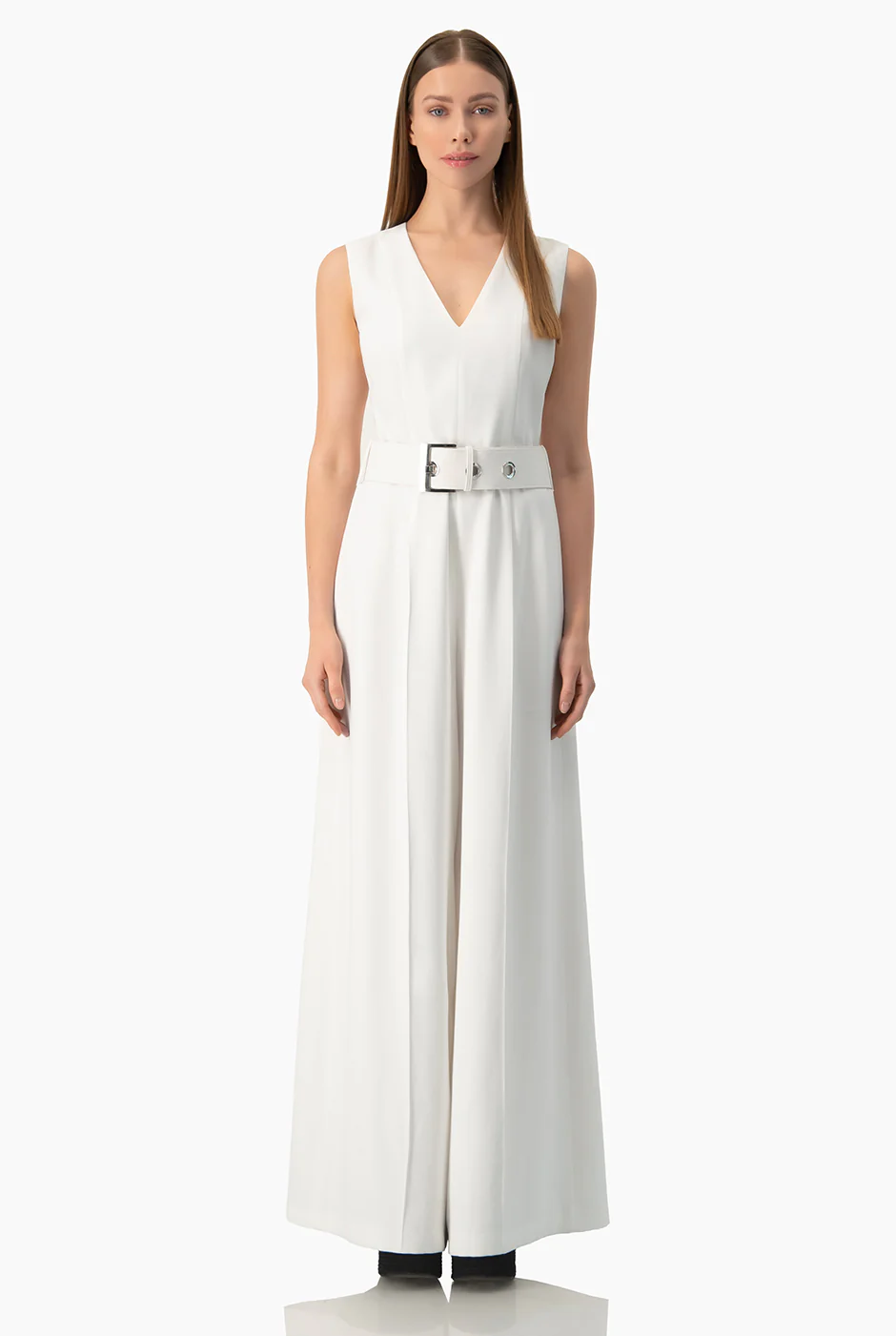 Jumpsuit blanco sin mangas