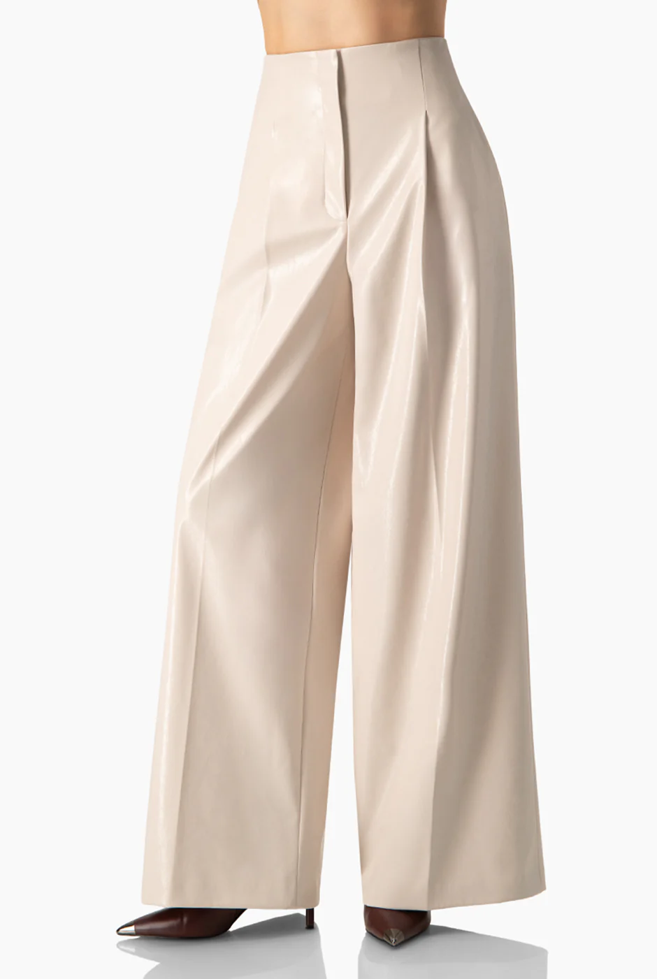 Pantalon amplio liso con bolsillos