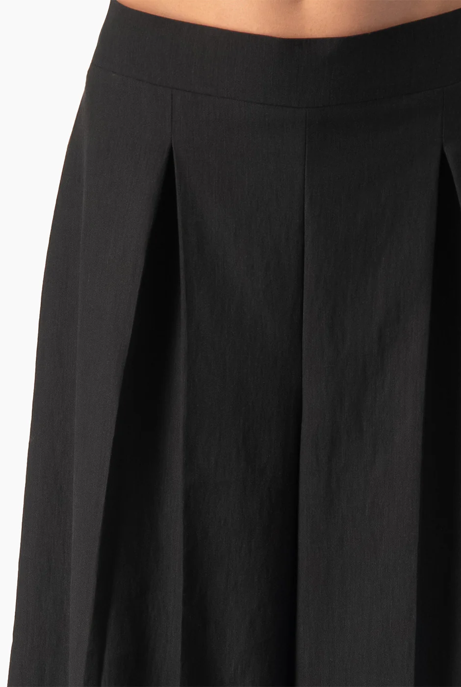 Pantalon Ivonne negro pierna ancha - Image 6