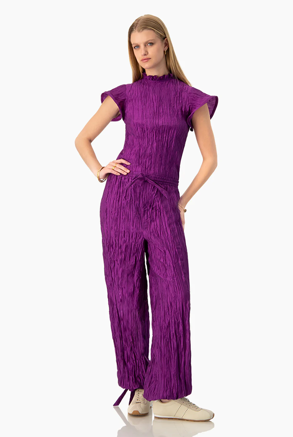 Pantalon morado con cintas - Image 3