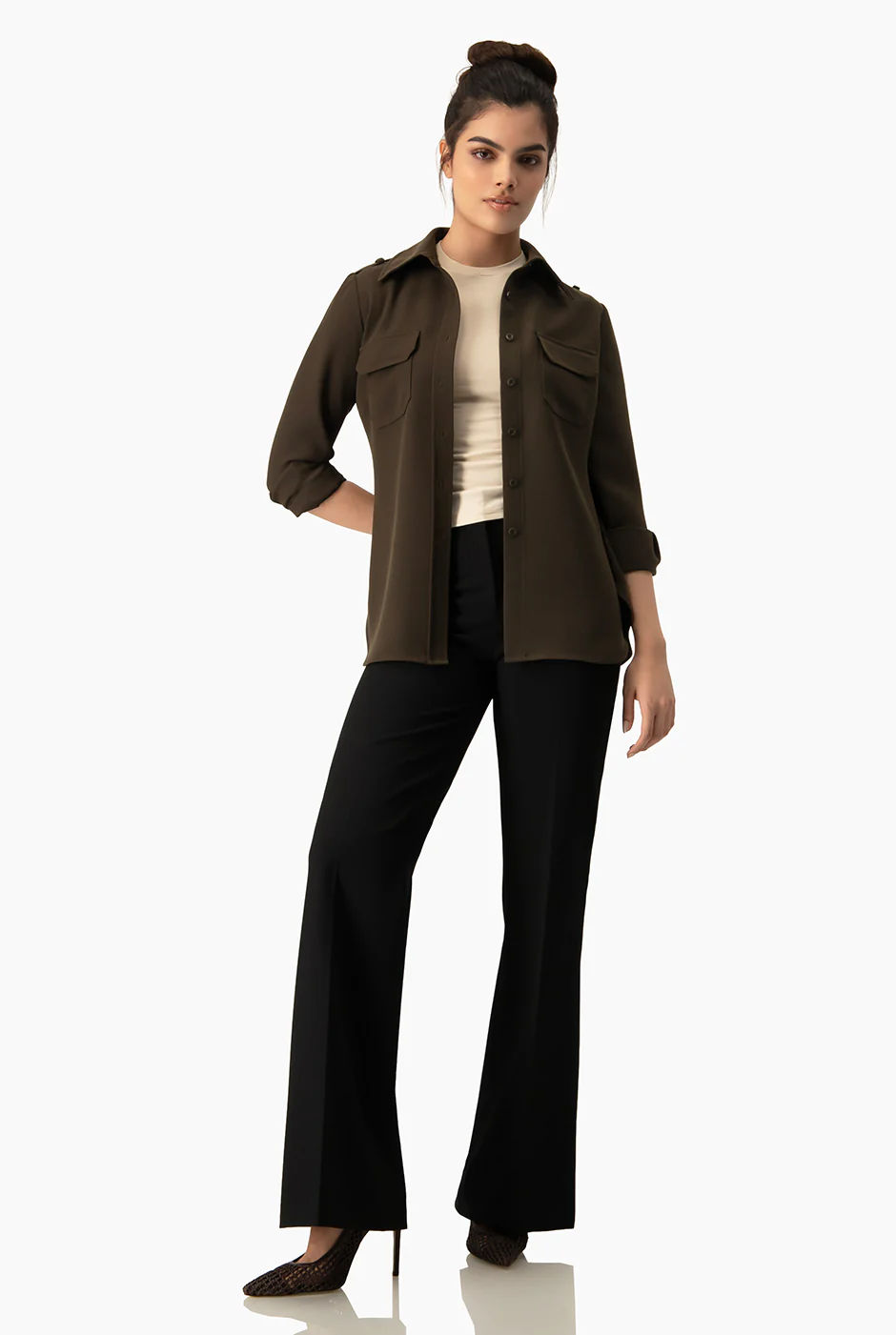 Pantalon negro recto sastreado - Image 3