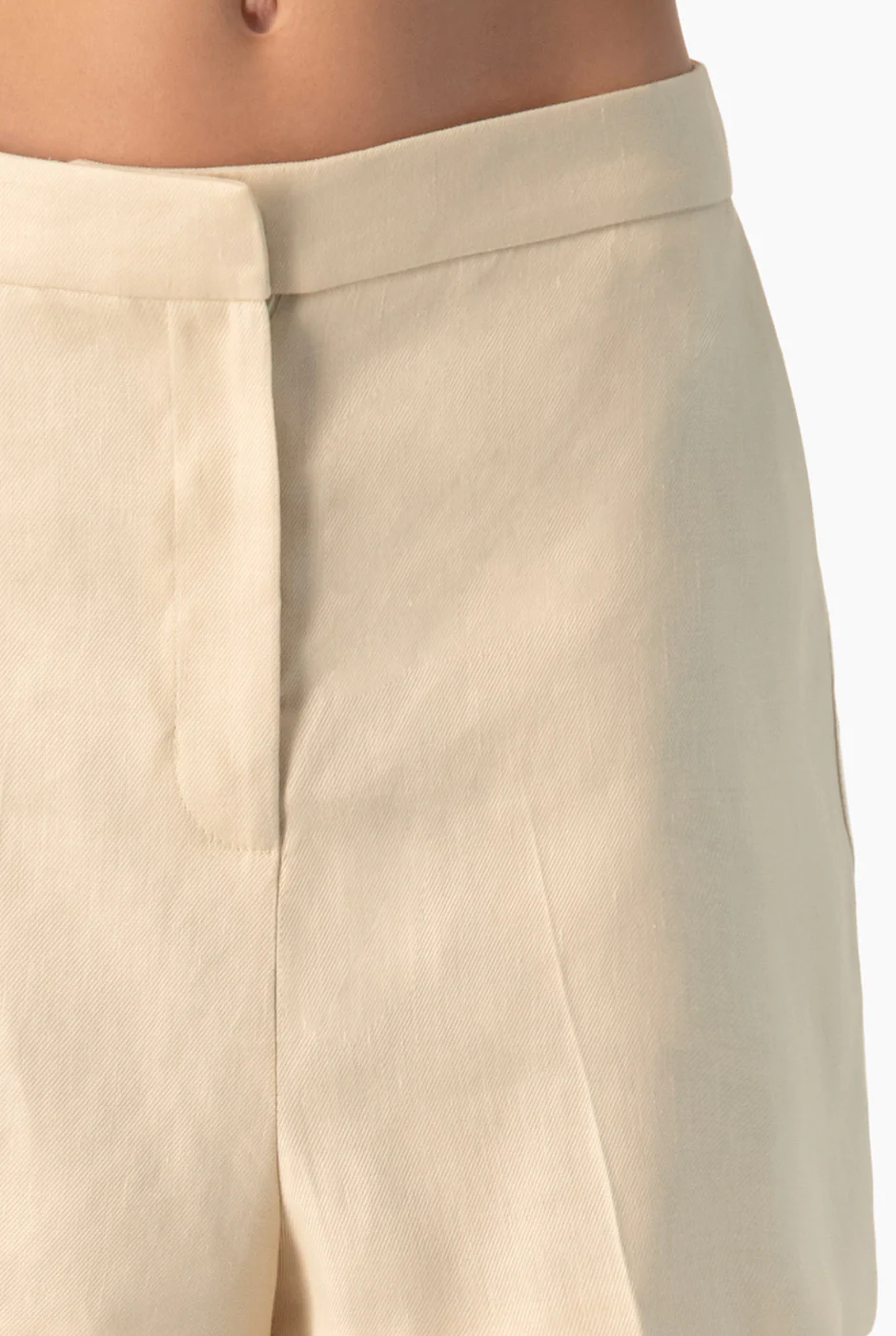 Short Ivonne sastreado beige - Image 7