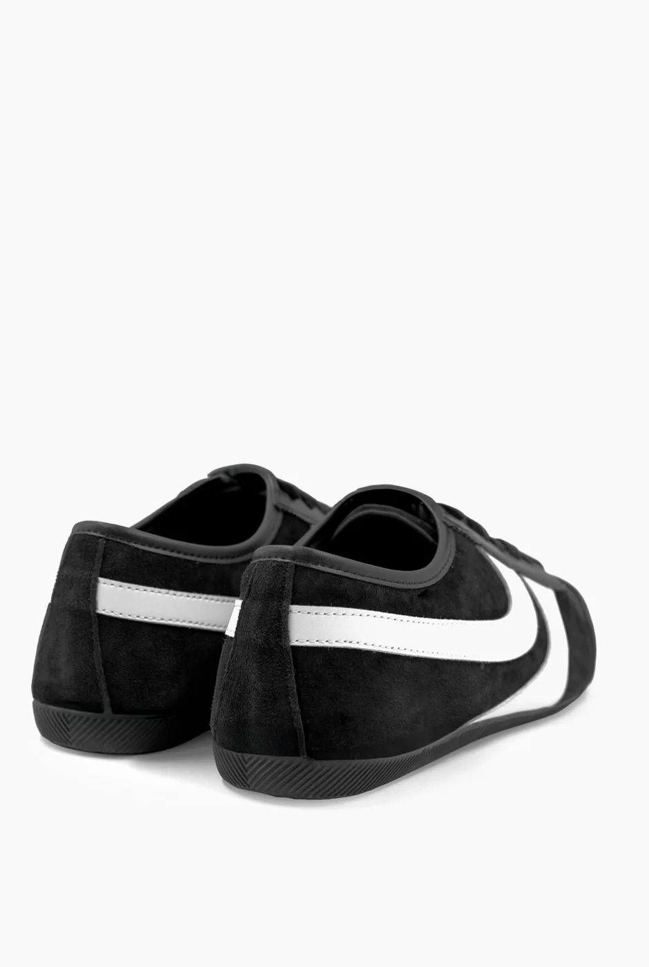 Sneakers Black & White - Image 3