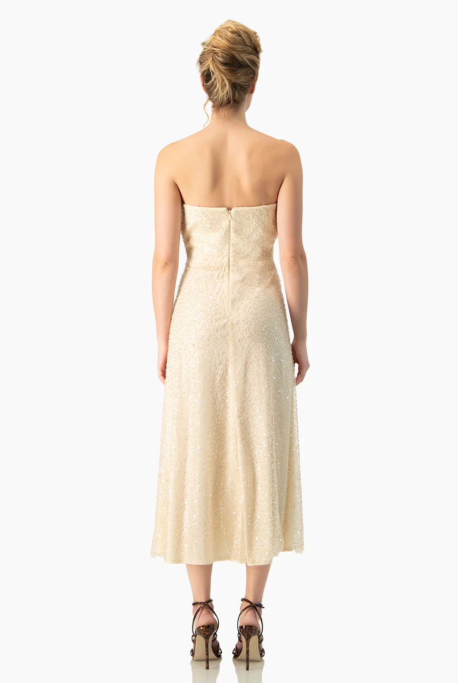 Vestido beige escote corazon - Image 2