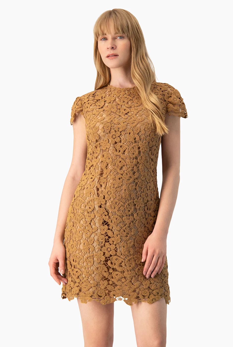 Vestido corto Ivonne de manga corta
