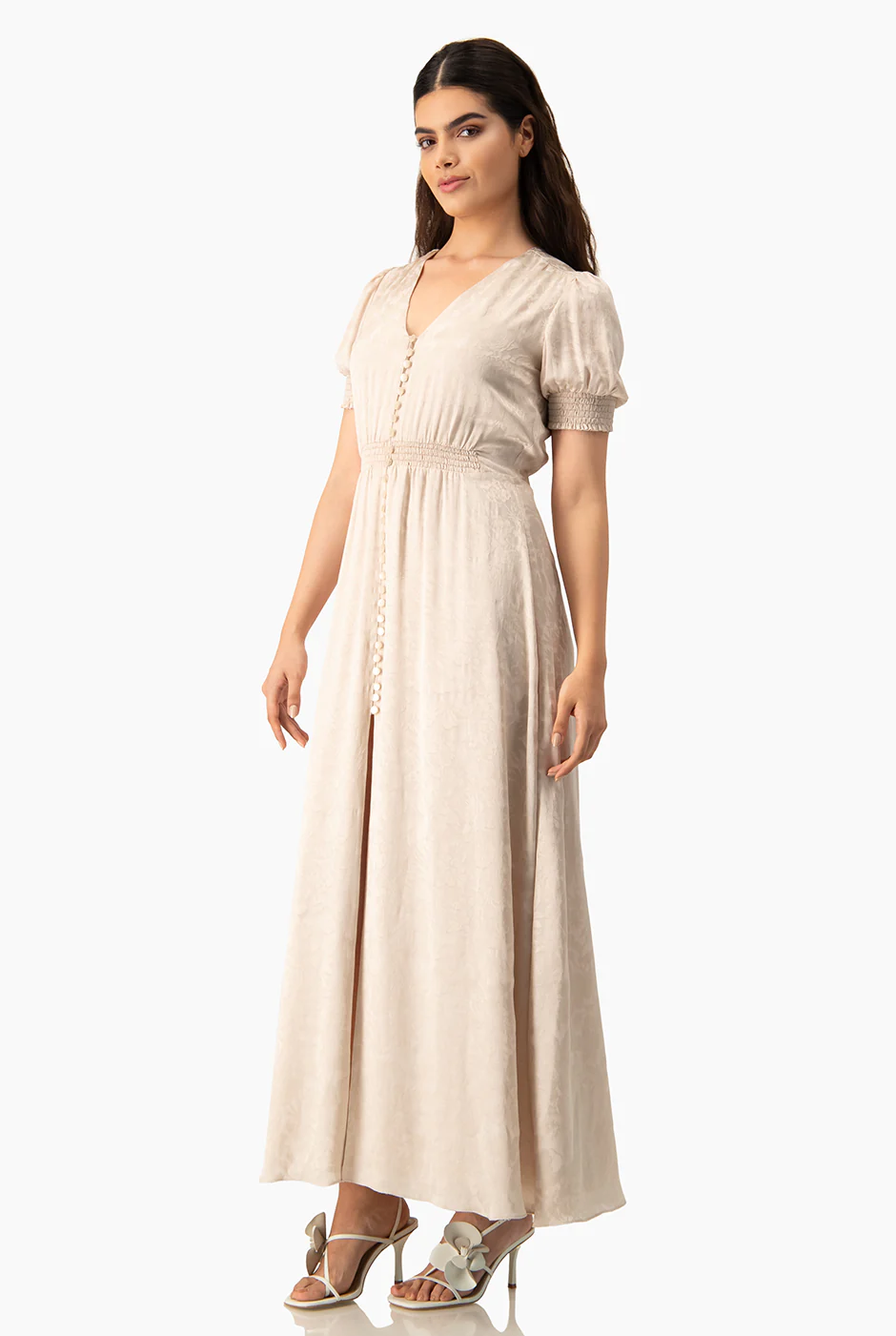 Vestido largo color beige con smock - Image 3