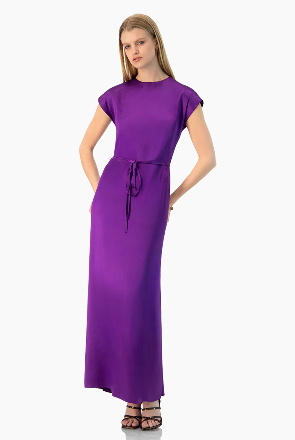 Vestido largo morado sin mangas