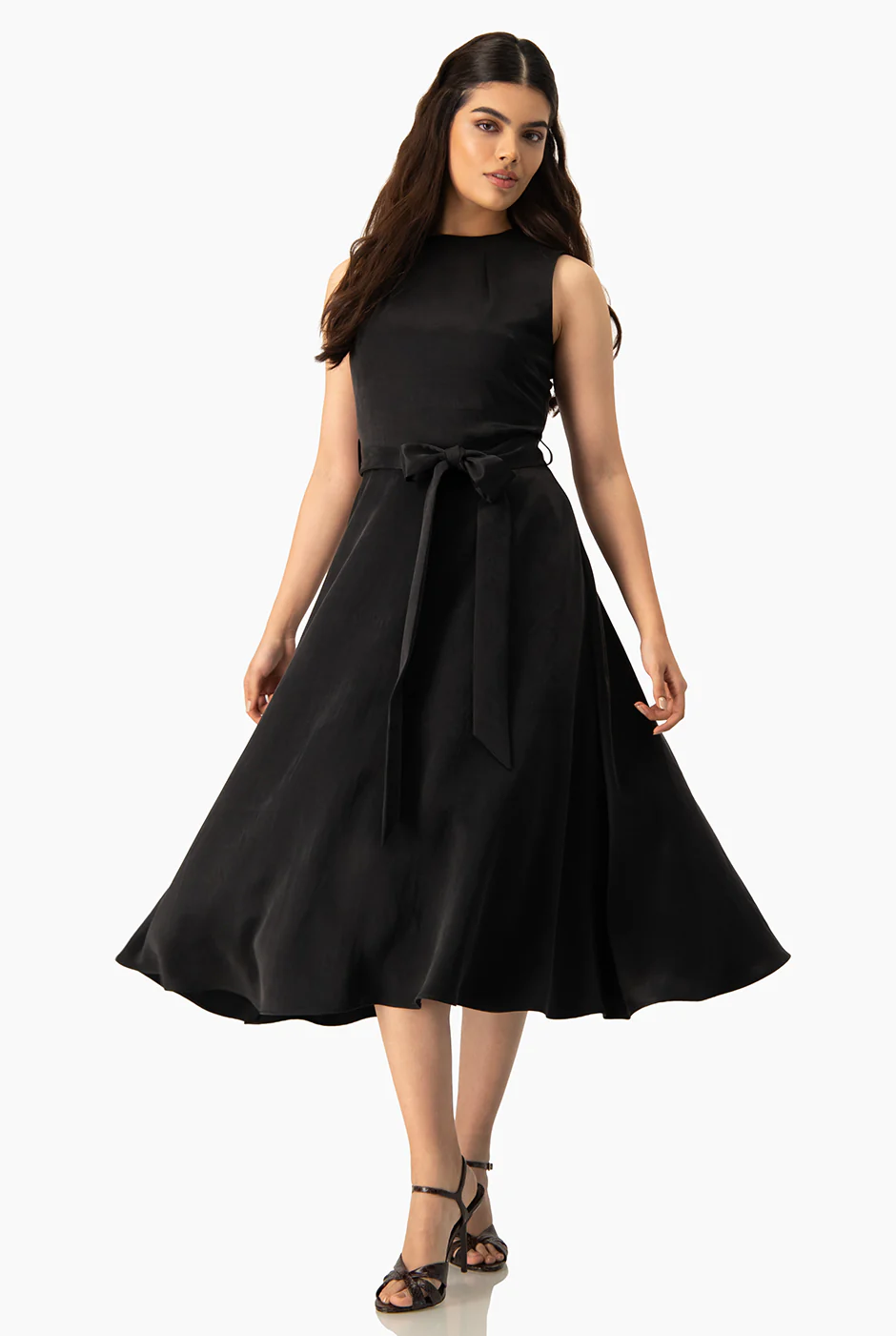Vestido linea A en color negro - Image 7