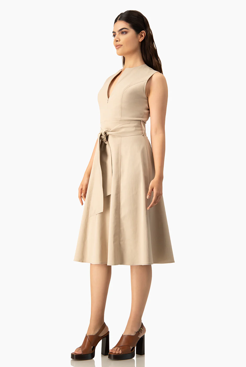 Vestido midi con cinta en cintura - Image 4
