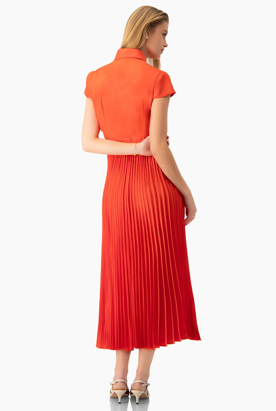 Vestido plisado de manga corta - Image 2